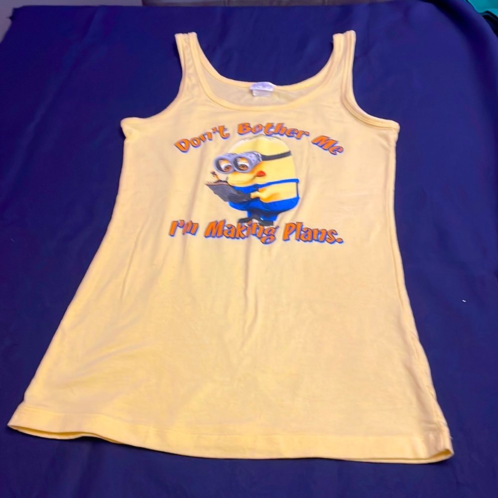 3/ $15 🌸 Yellow Minions Mayhem tank top from universal studios, women s/m